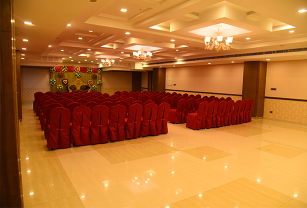 Maharaja Nadar Hall image